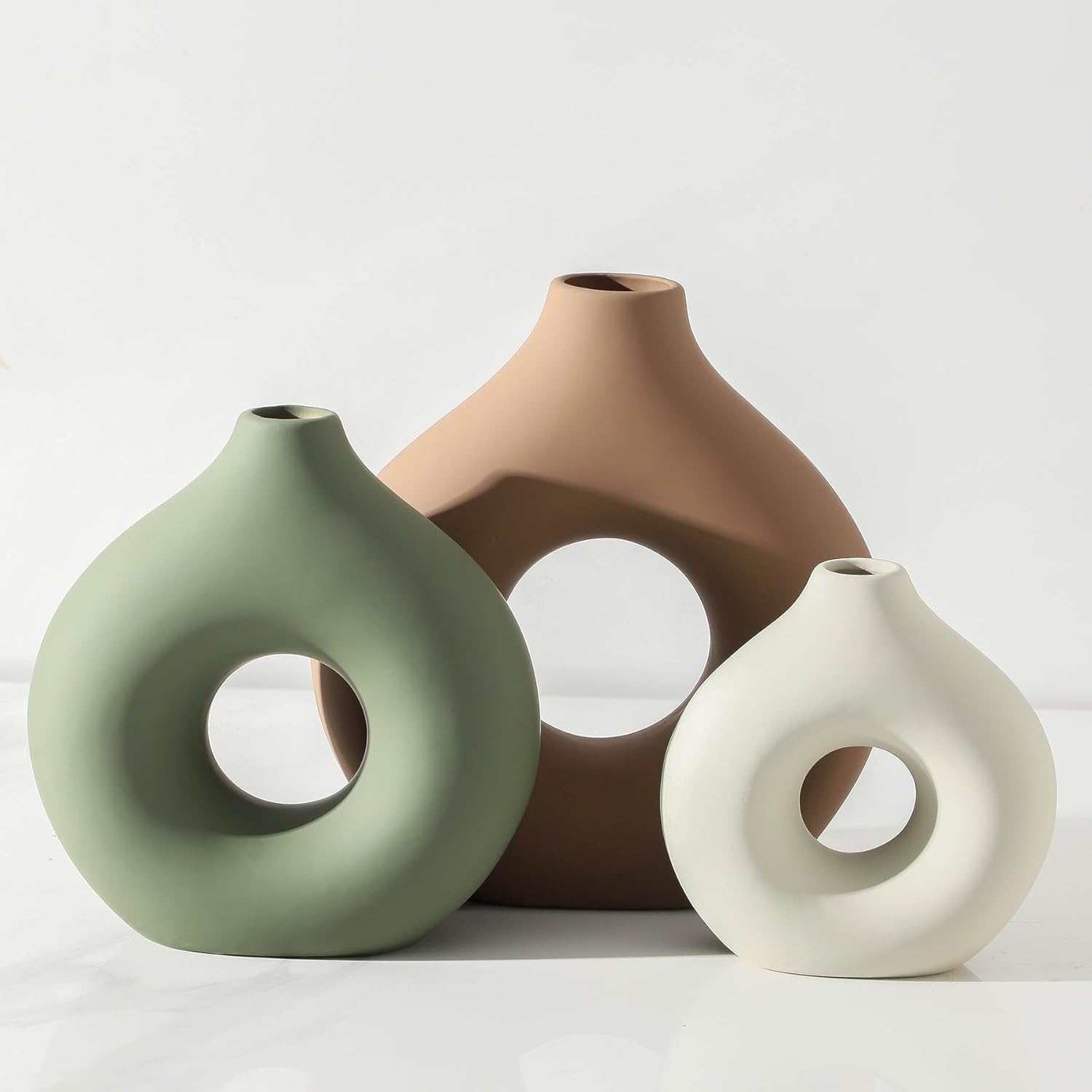 3 Ceramic Vase Decor Ideas for Neutral Shelf Styling | Modern Farmhouse